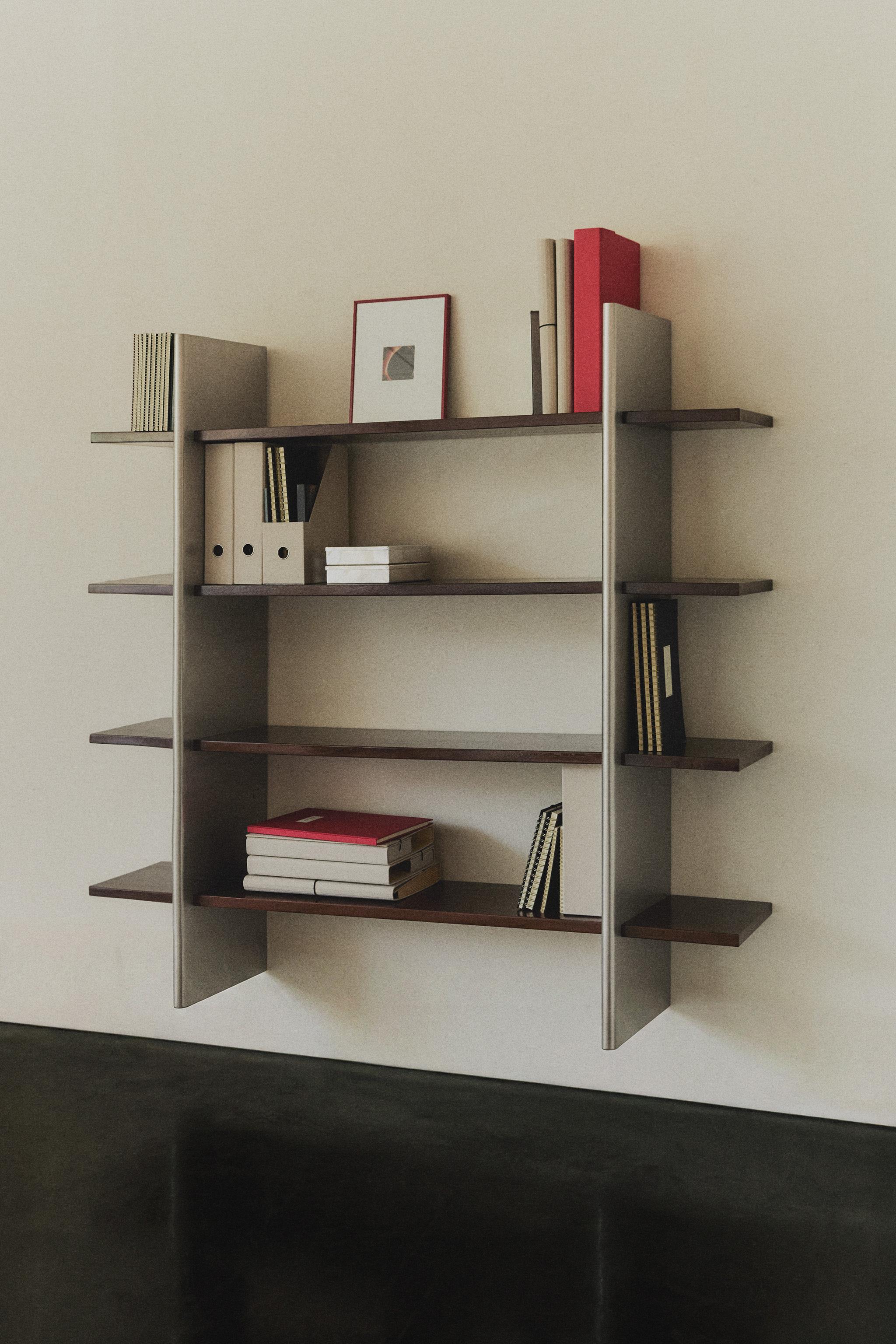 WOOD AND STEEL SHELVING UNIT